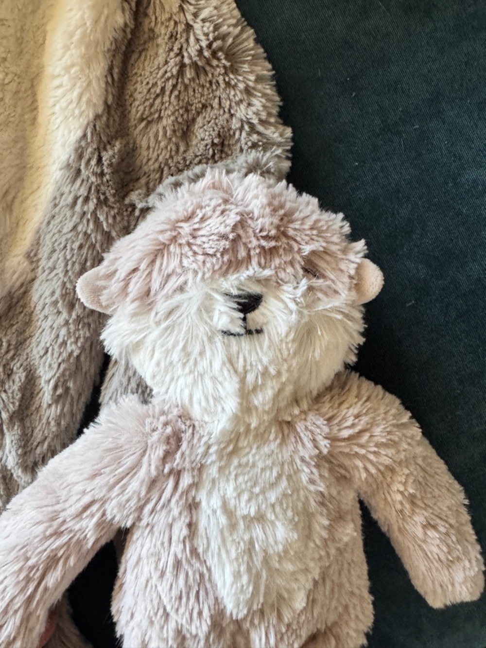 Slumberkins XL otter snuggler, snuggler and kin! - Picture 4 of 6